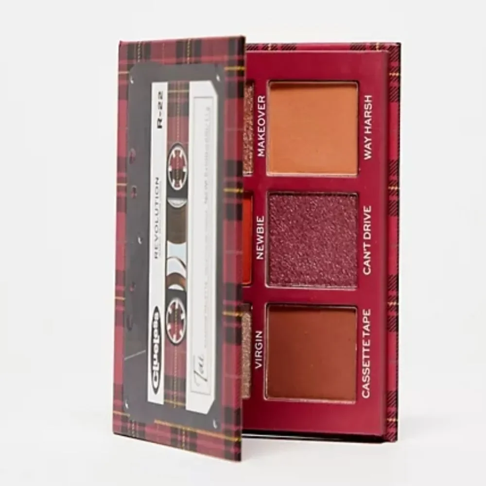 Revolution Beauty X Clueless Tai Rolling With The Homies Eyeshadow‎ Palette